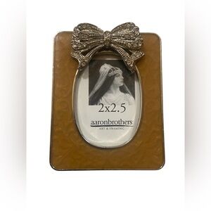 MAKE AN OFFER 🍒 Aaron Brothers Small Enamel Frame #6395